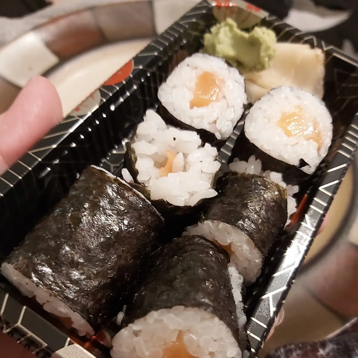 Salmon Roll