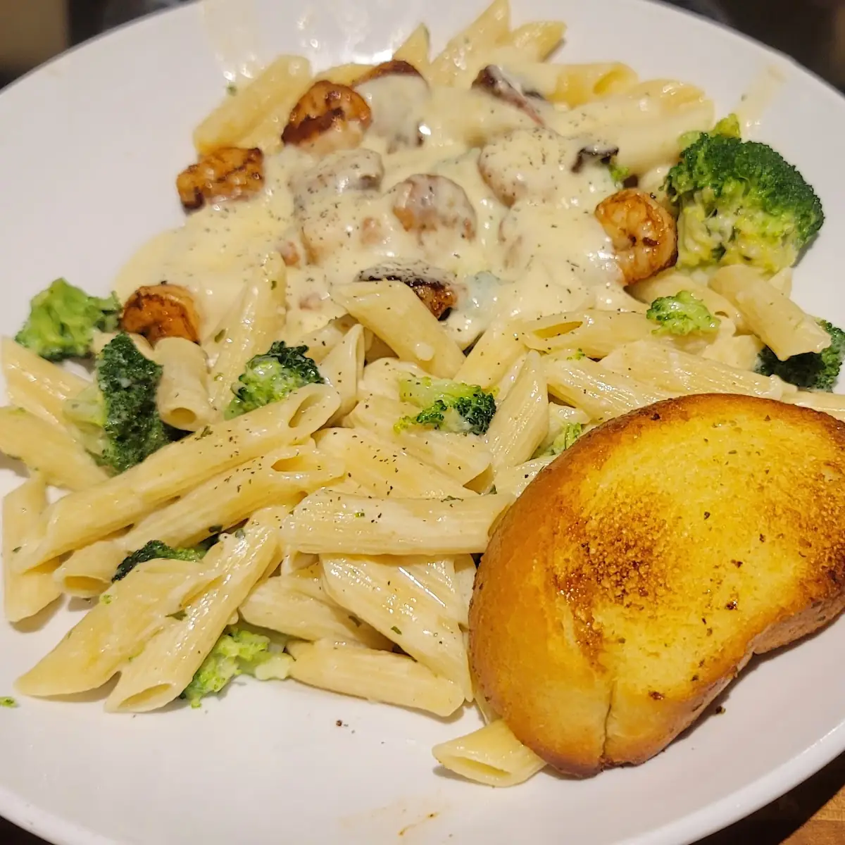 Grilled Chicken Alfredo