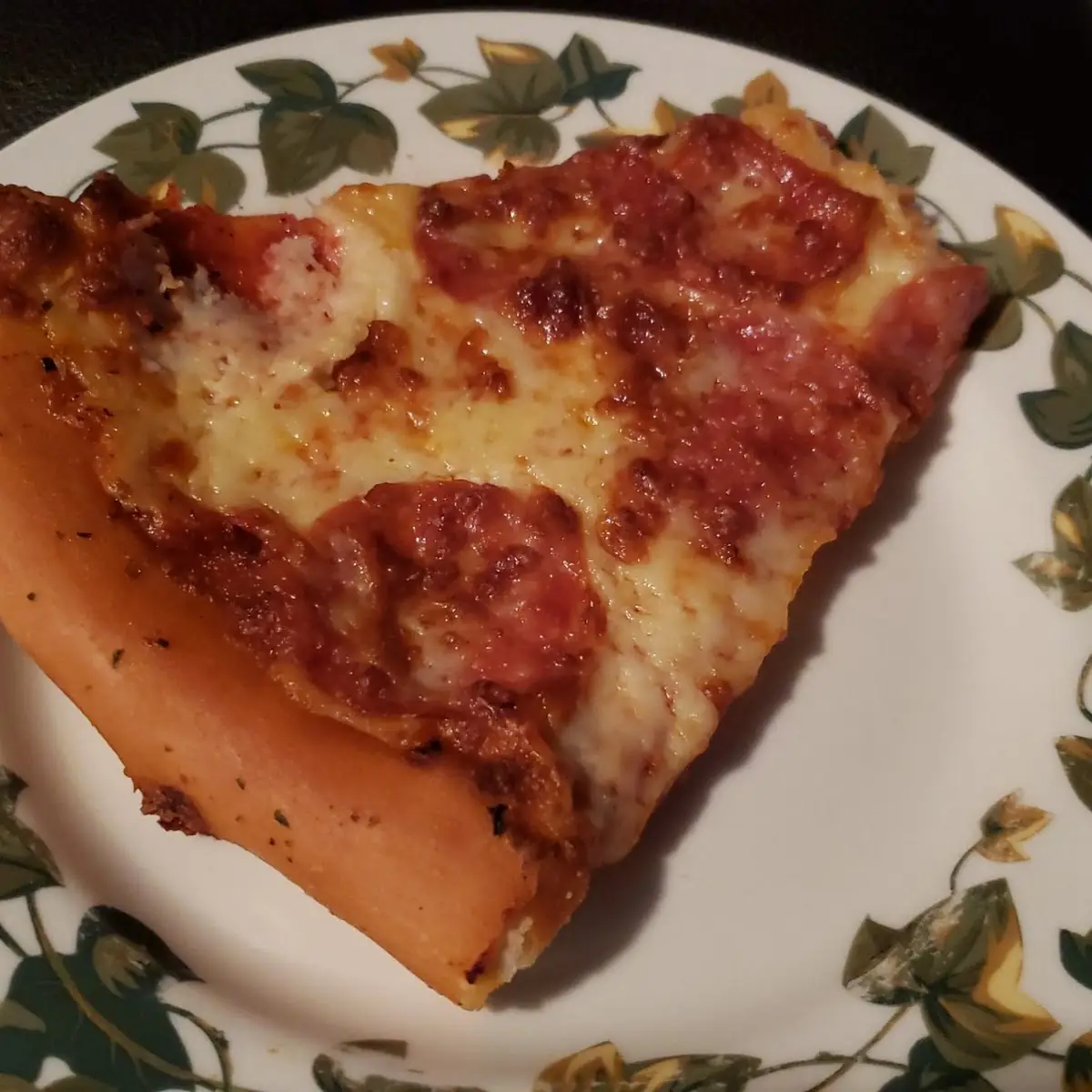 Hand Tossed Pepperoni Pizza