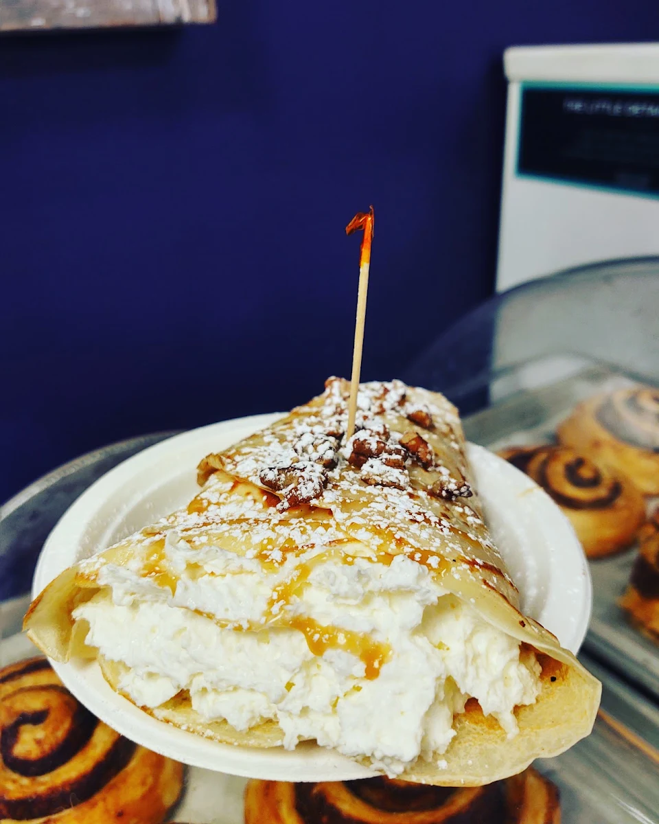 Apple Cinnamon Pecan Crepe