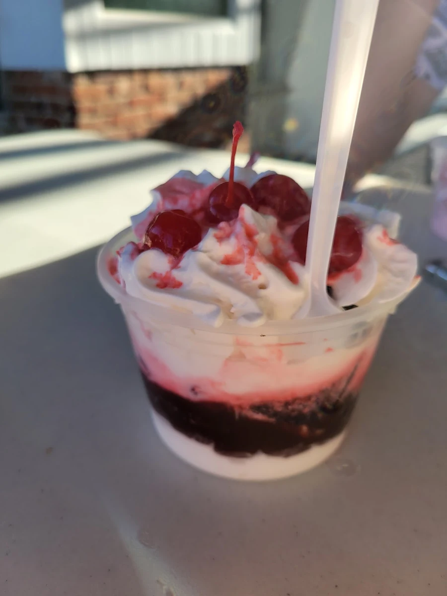 Strawberry Sundae