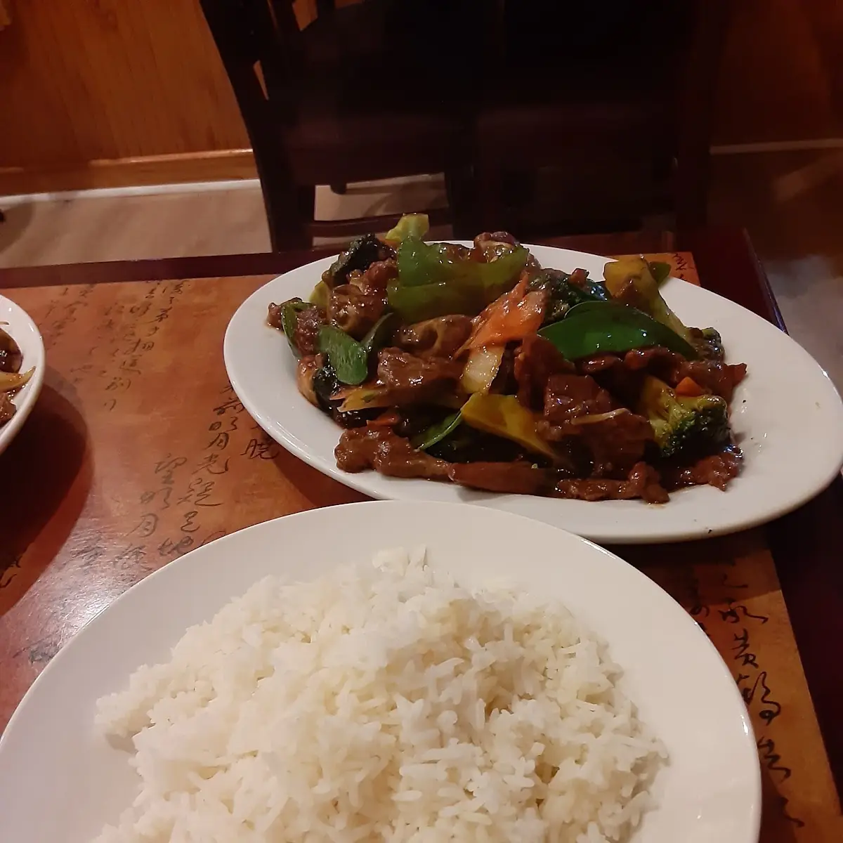 White Rice with Beef and Mixed Vegetables