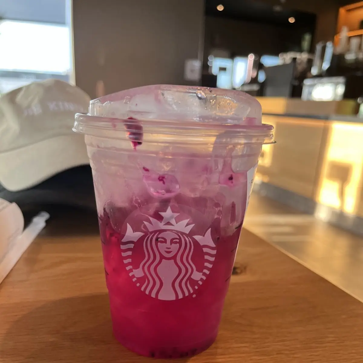 Mango Dragón Fruit Lemonade