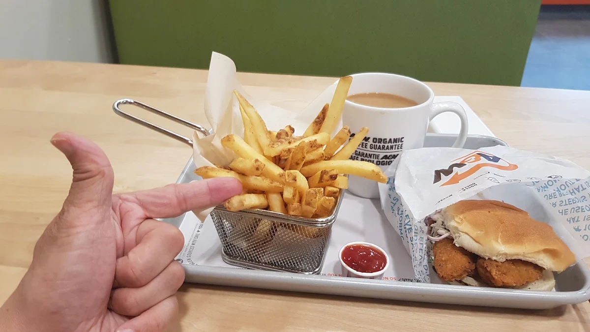 Crispy Chicken Burger Set