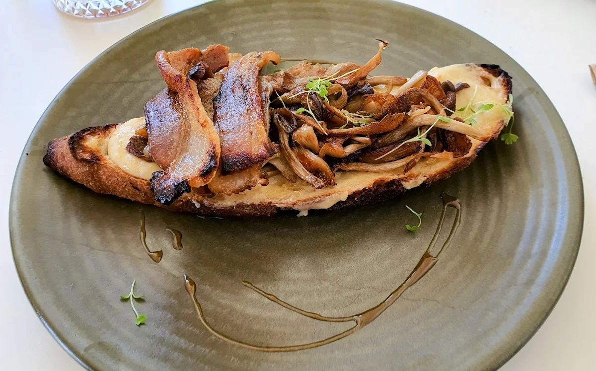 Welsh Rarebit, Banks