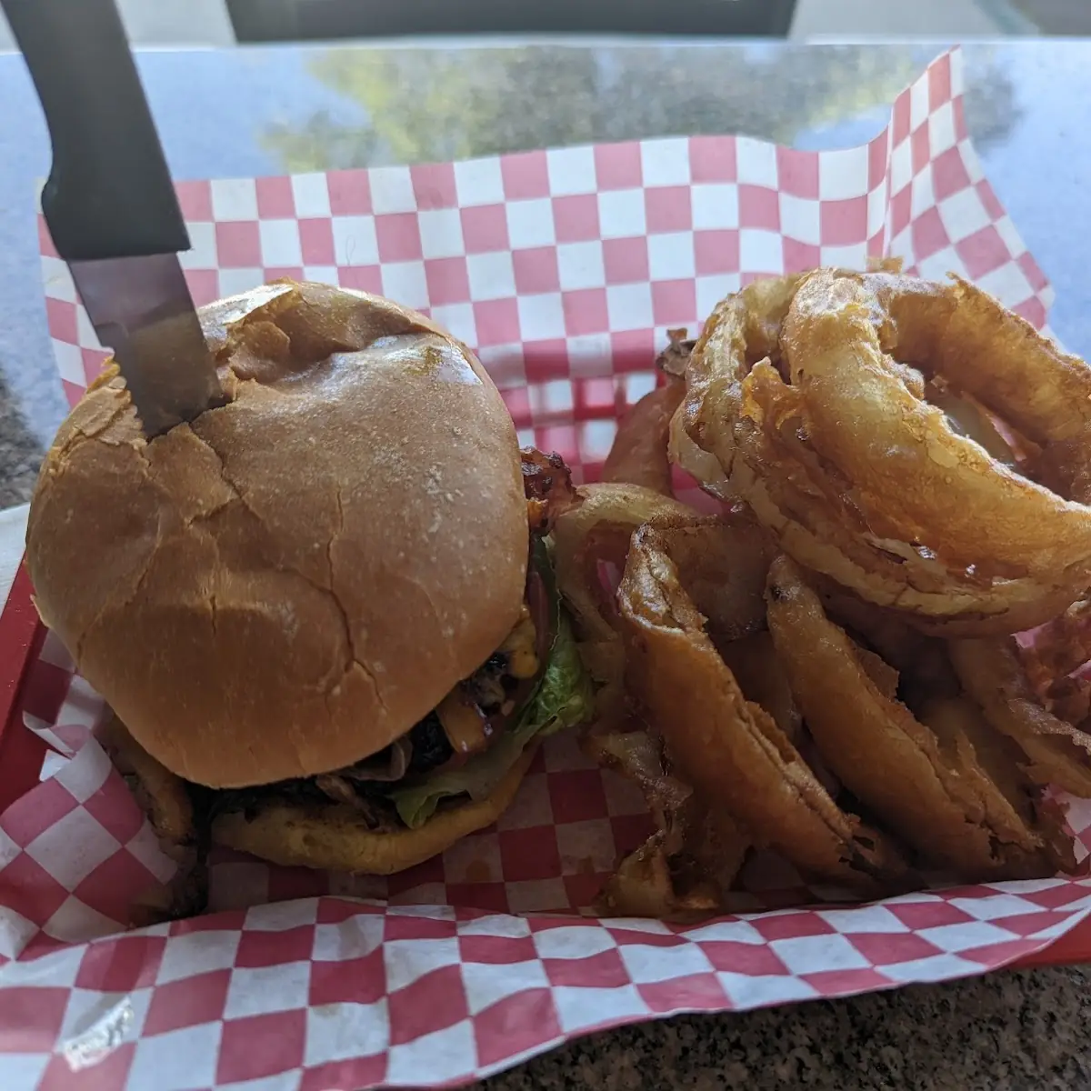 BBQ Pulled Pork Burger