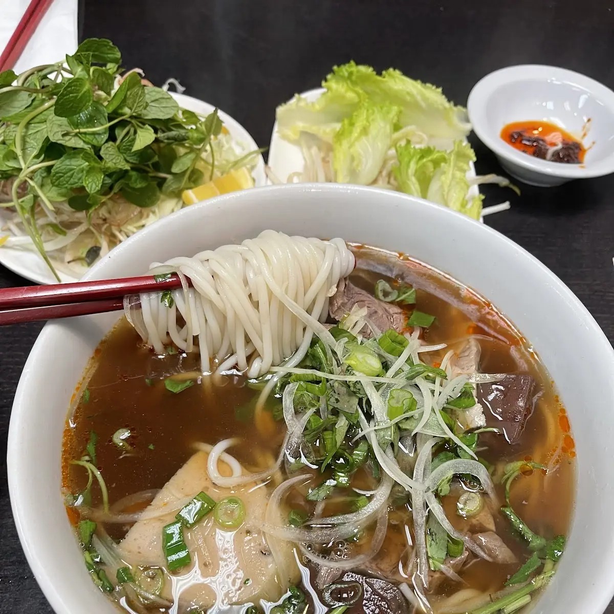Beef Noodle Phở DAC Biet