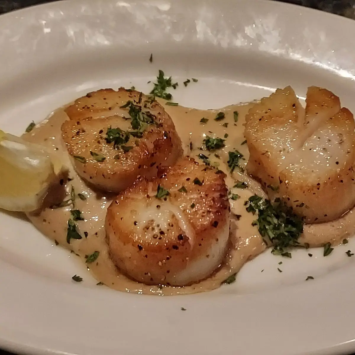 Pan-Seared Scallops with Roasted Garlic Mayonnaise