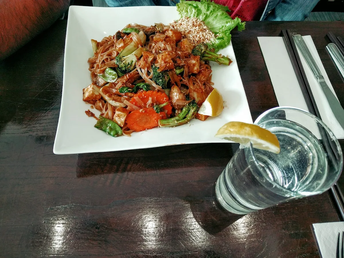 Vegetable Pad Thai