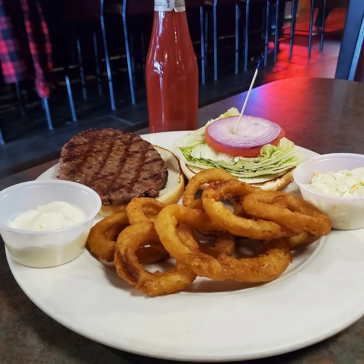 Hamburger with Onion Rings