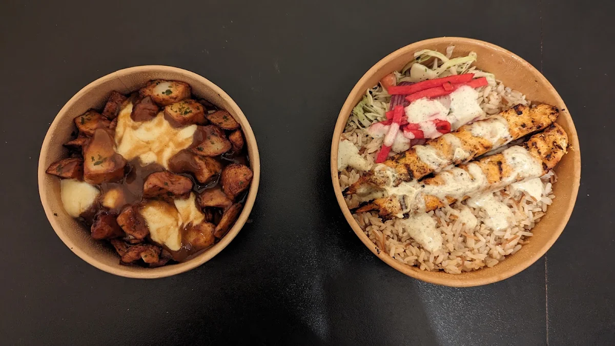 Stan Chicken Skewer, Restaurant Boustan
