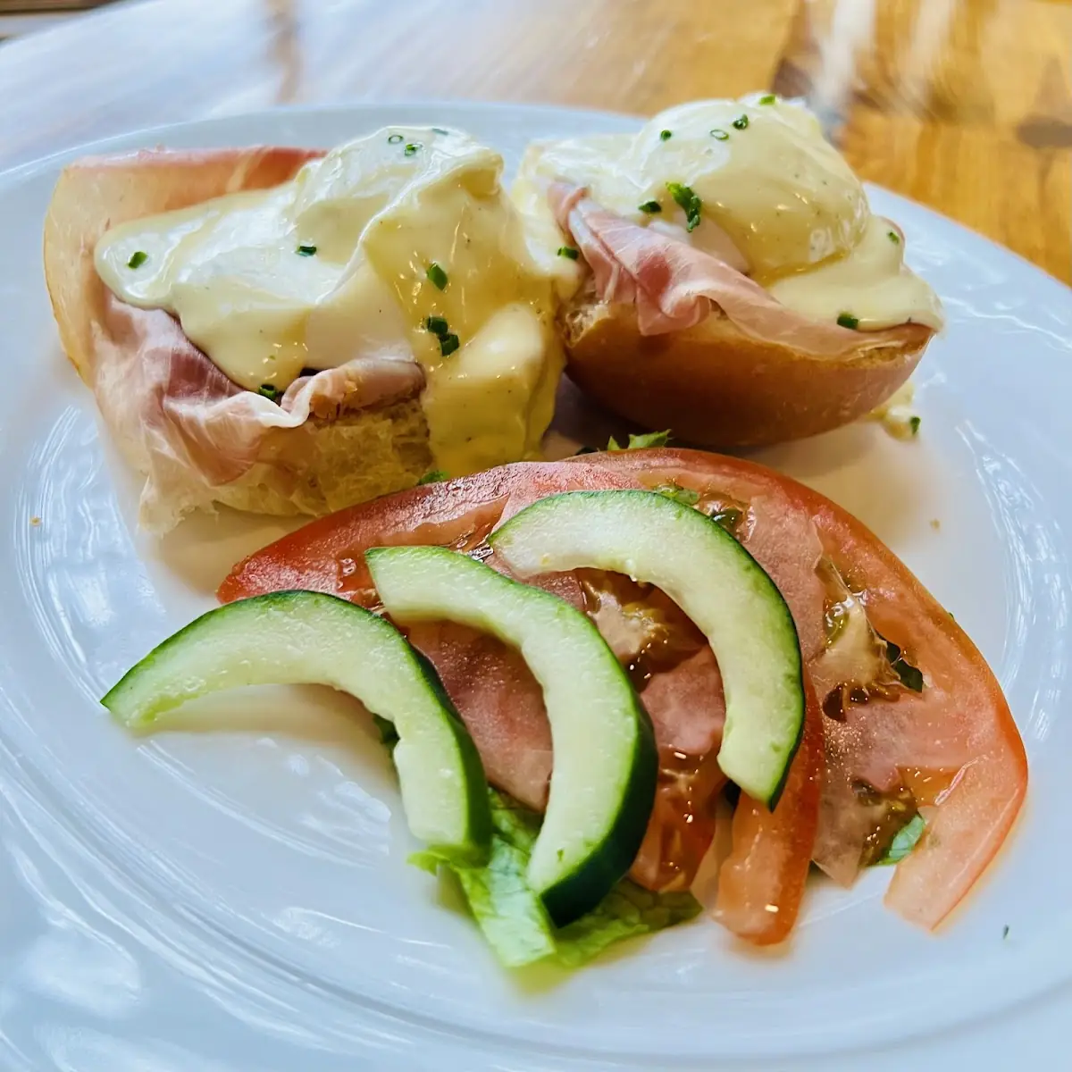 Eggs Benedict