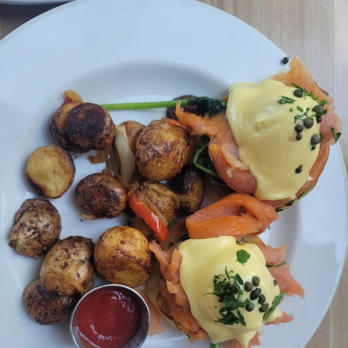 Smoked Salmon Benedict