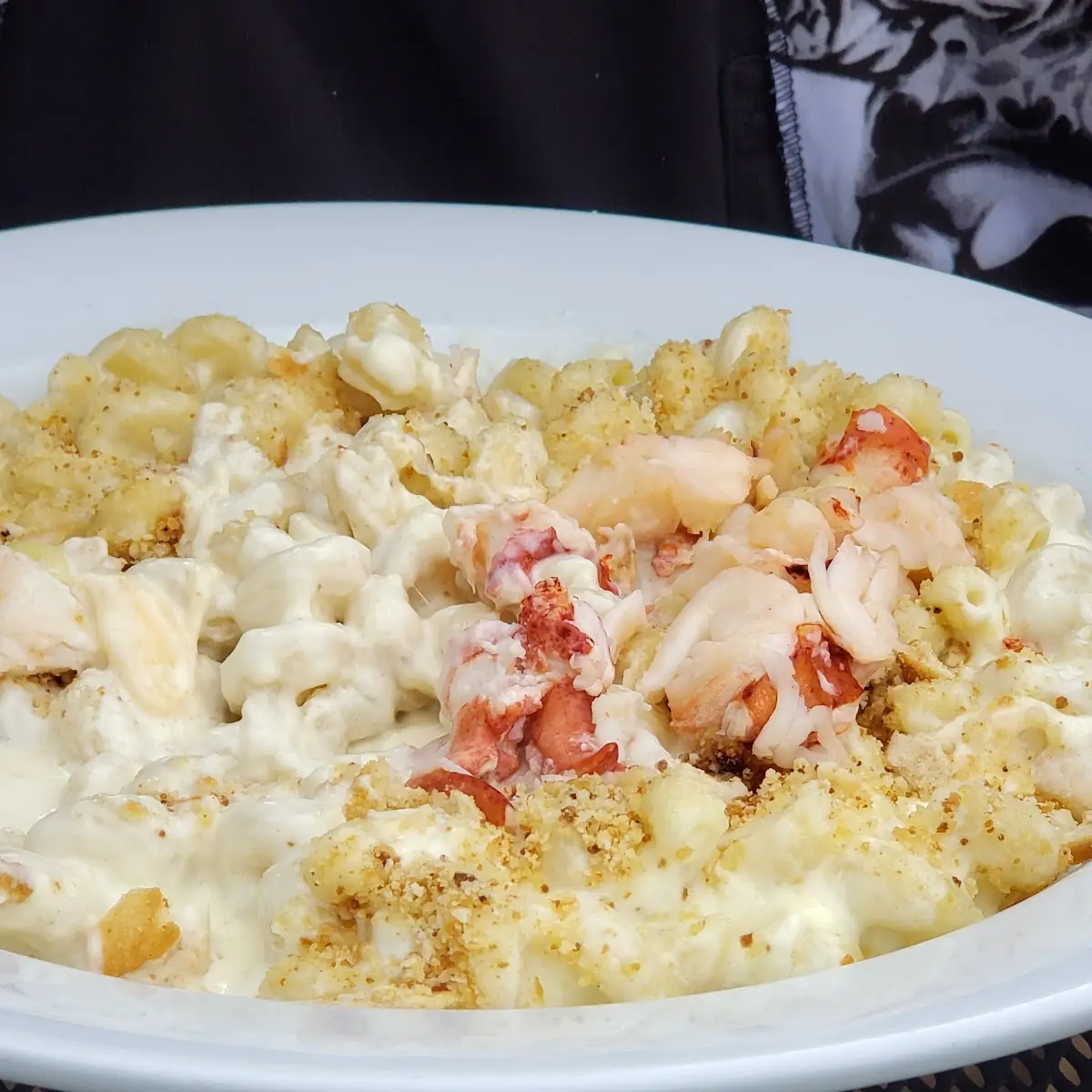 Old Bay Mac & Cheese Lobster Skillet