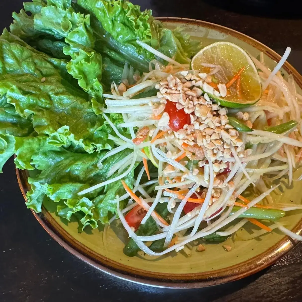 Tum Papaya Salad