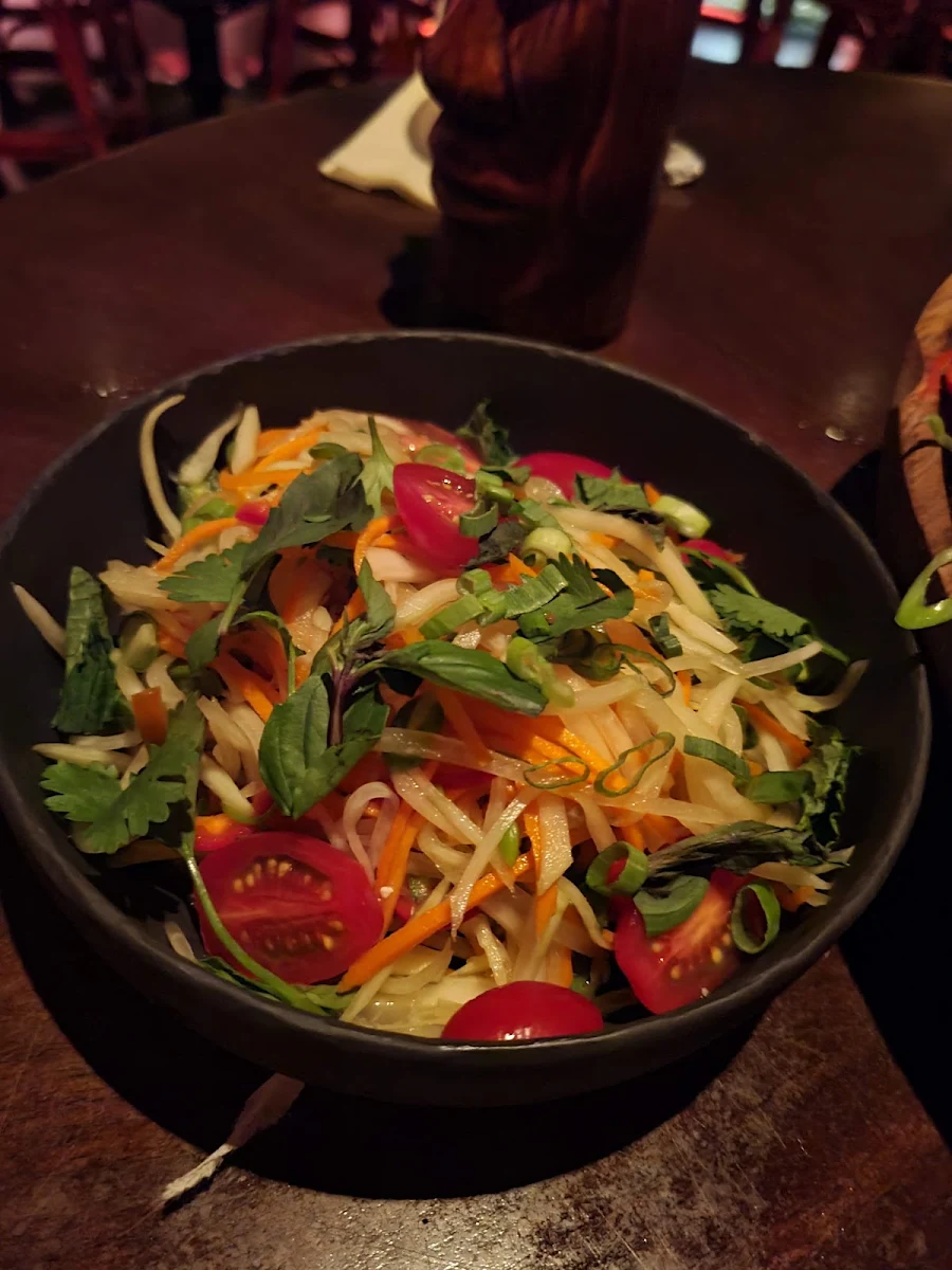 Thai Green Papaya Salad
