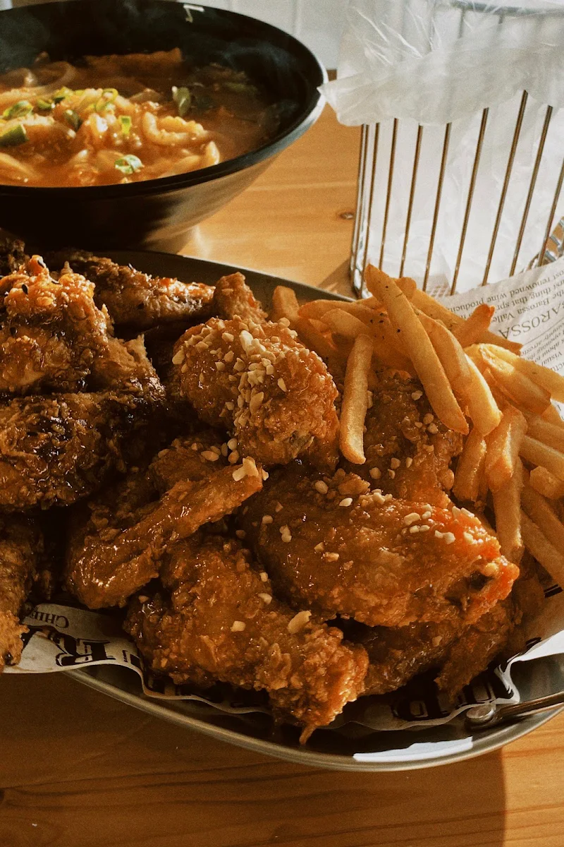 Wings Only, K-wings