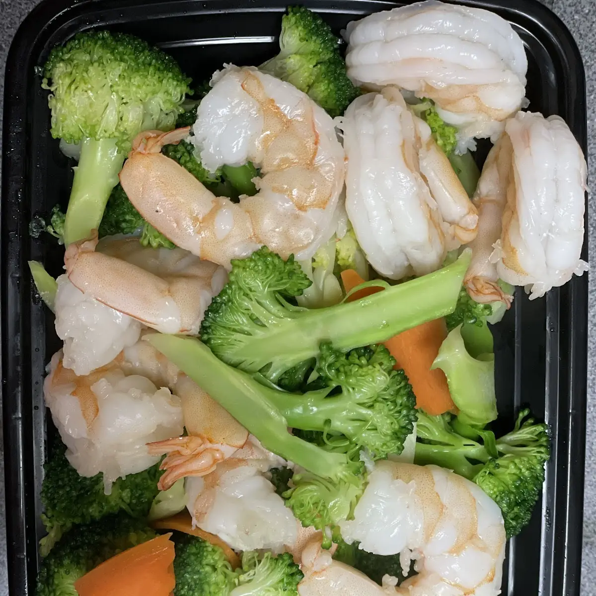Steamed Shrimp with Mixed Vegetable