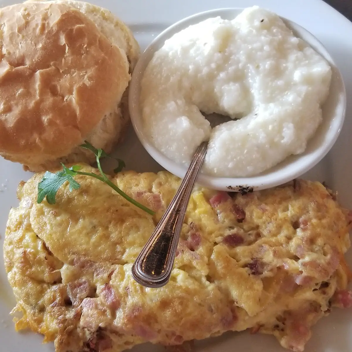 Sweet Tea Chicken Biscuit
