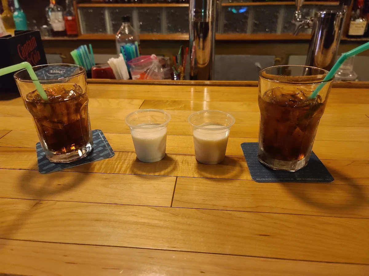 Captain and Diet Coke Key Lime Pie Shots