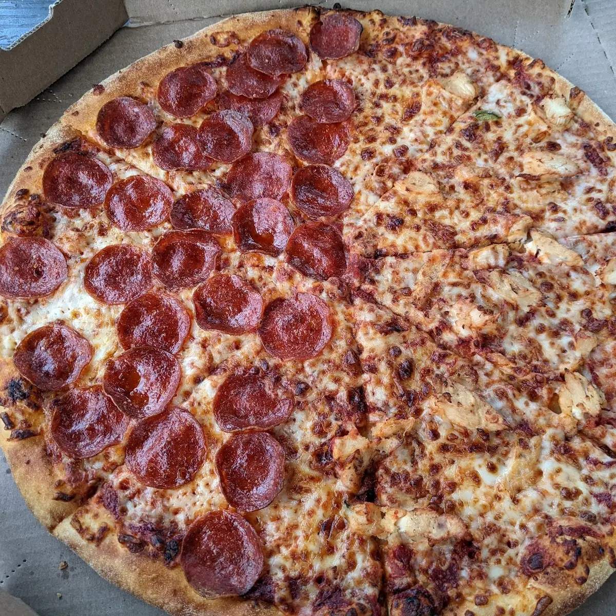 Pepperoni and Chicken Pizza