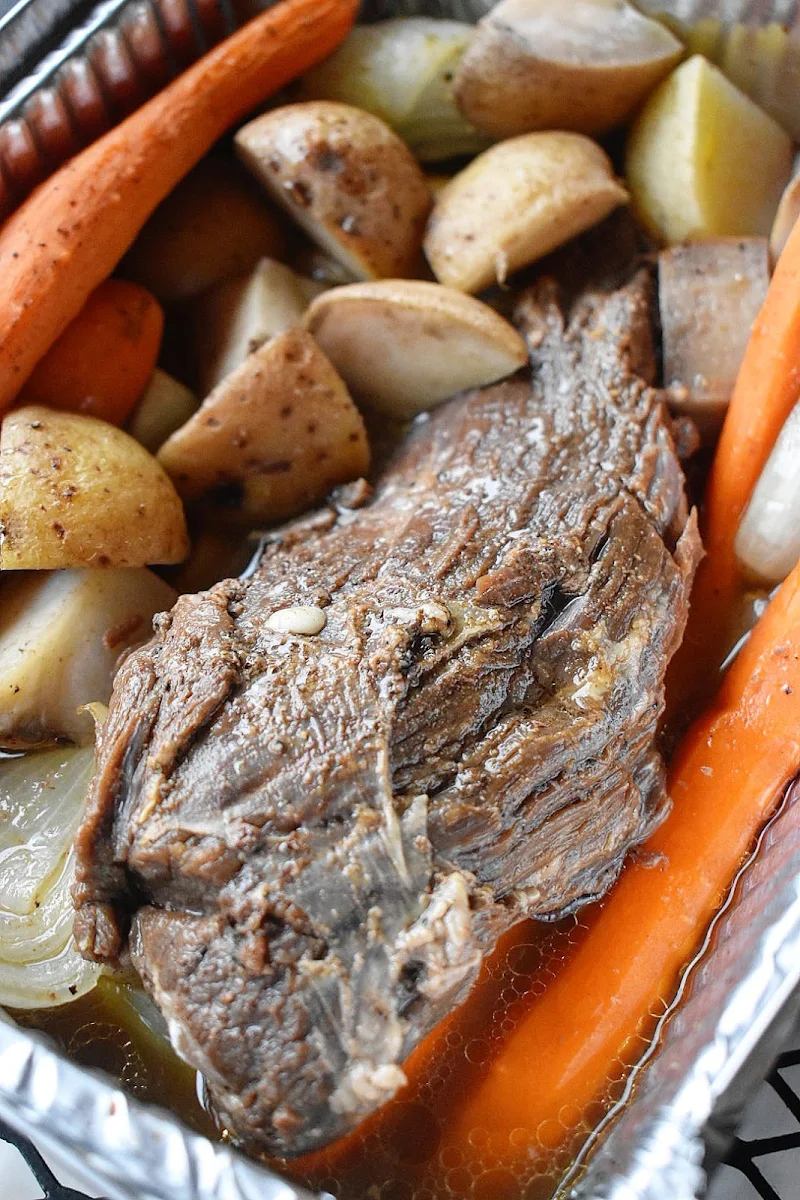 Large Pot Roast with Veggies