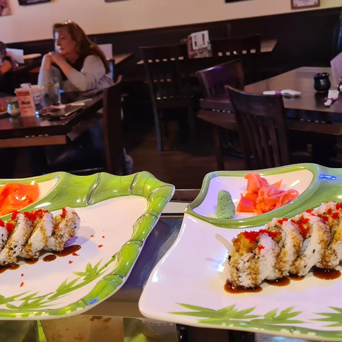 Long Sushi Roll