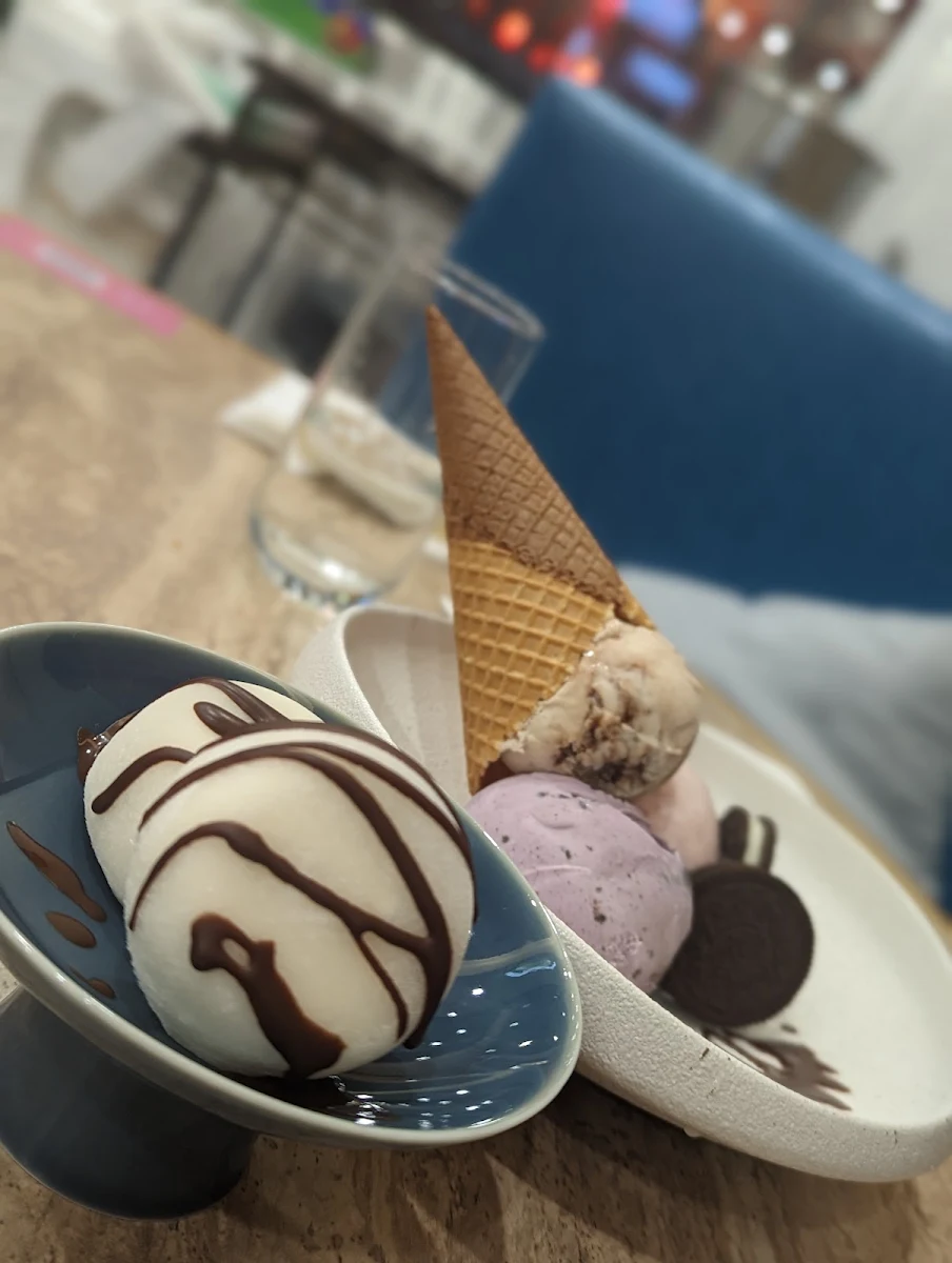 Ice Cream Dumpling, Fortune Dumpling