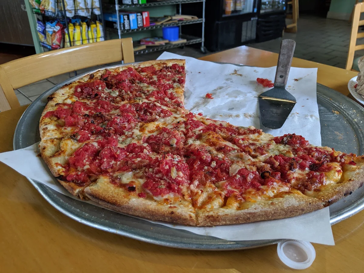 Roasted Tomato Pizza