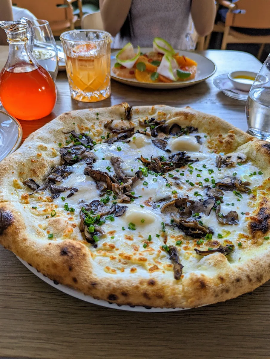 Pizza Salsiccia, Oretta Midtown