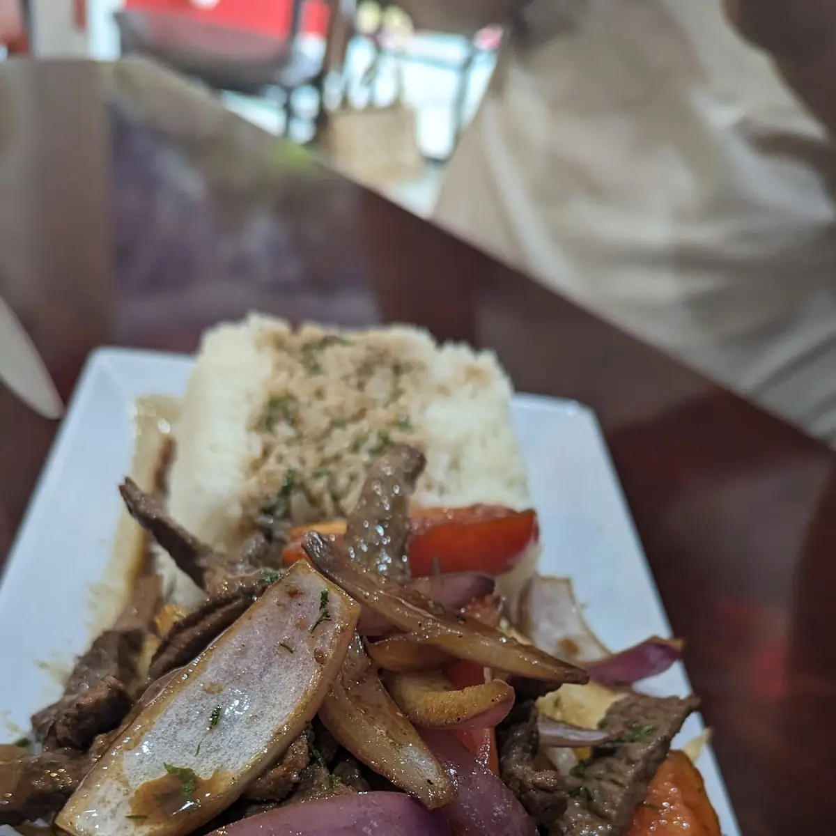 Lomo Saltado de Carne