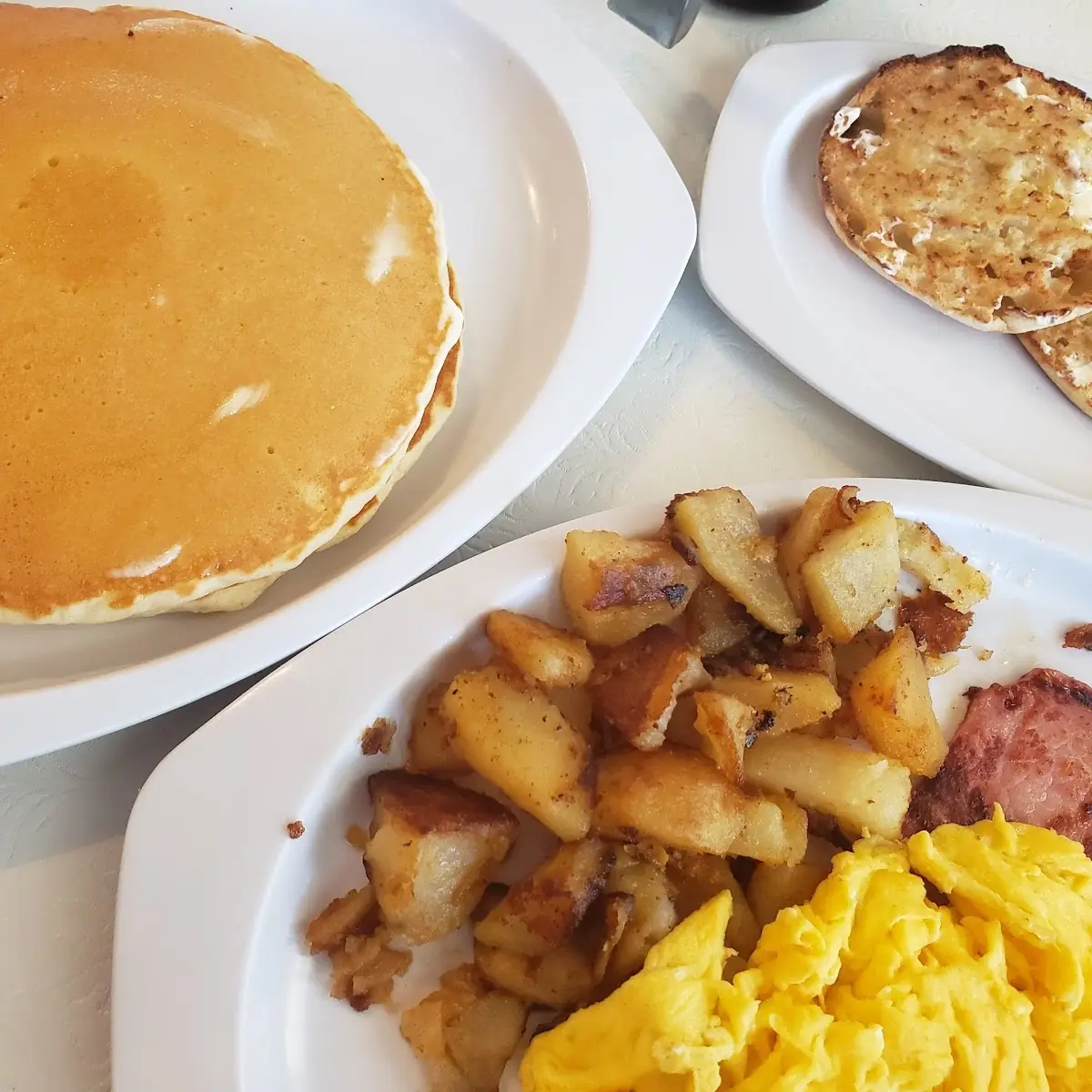 Omelete and a Short Stack