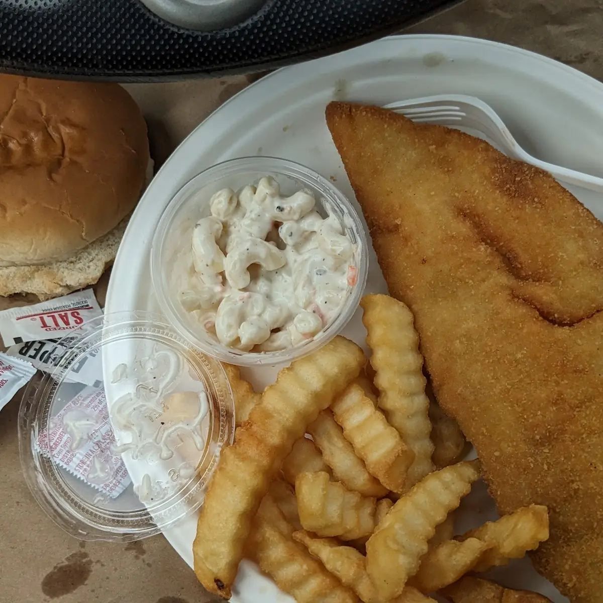 Haddock Platter with Macaroni Salad
