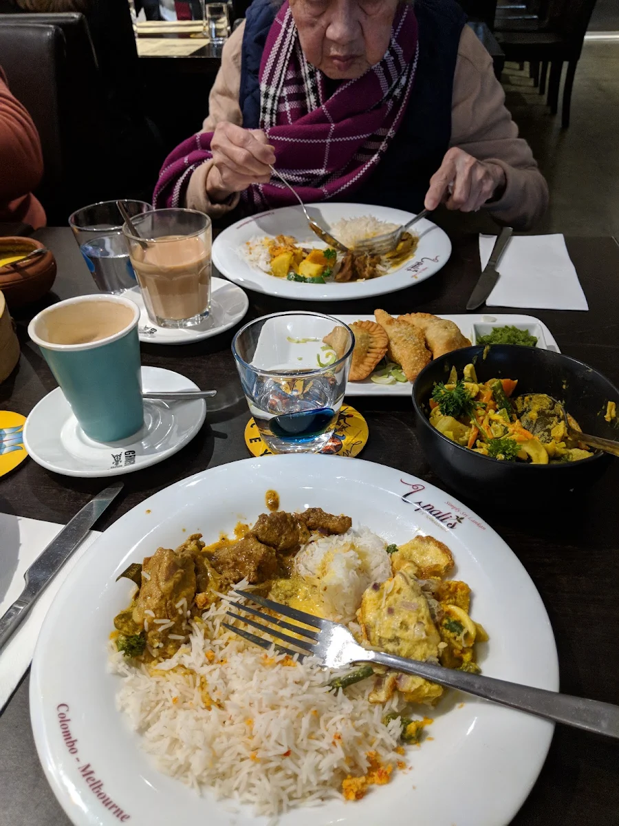 Friendly Service, Spicy Wicket