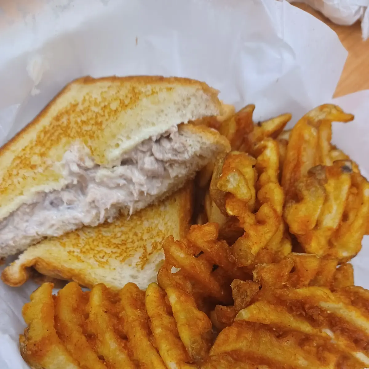Tuna Melt Combo