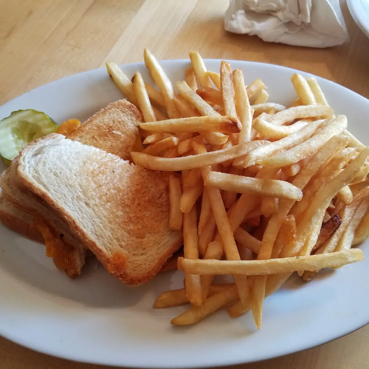 Grilled Cheese with Fries