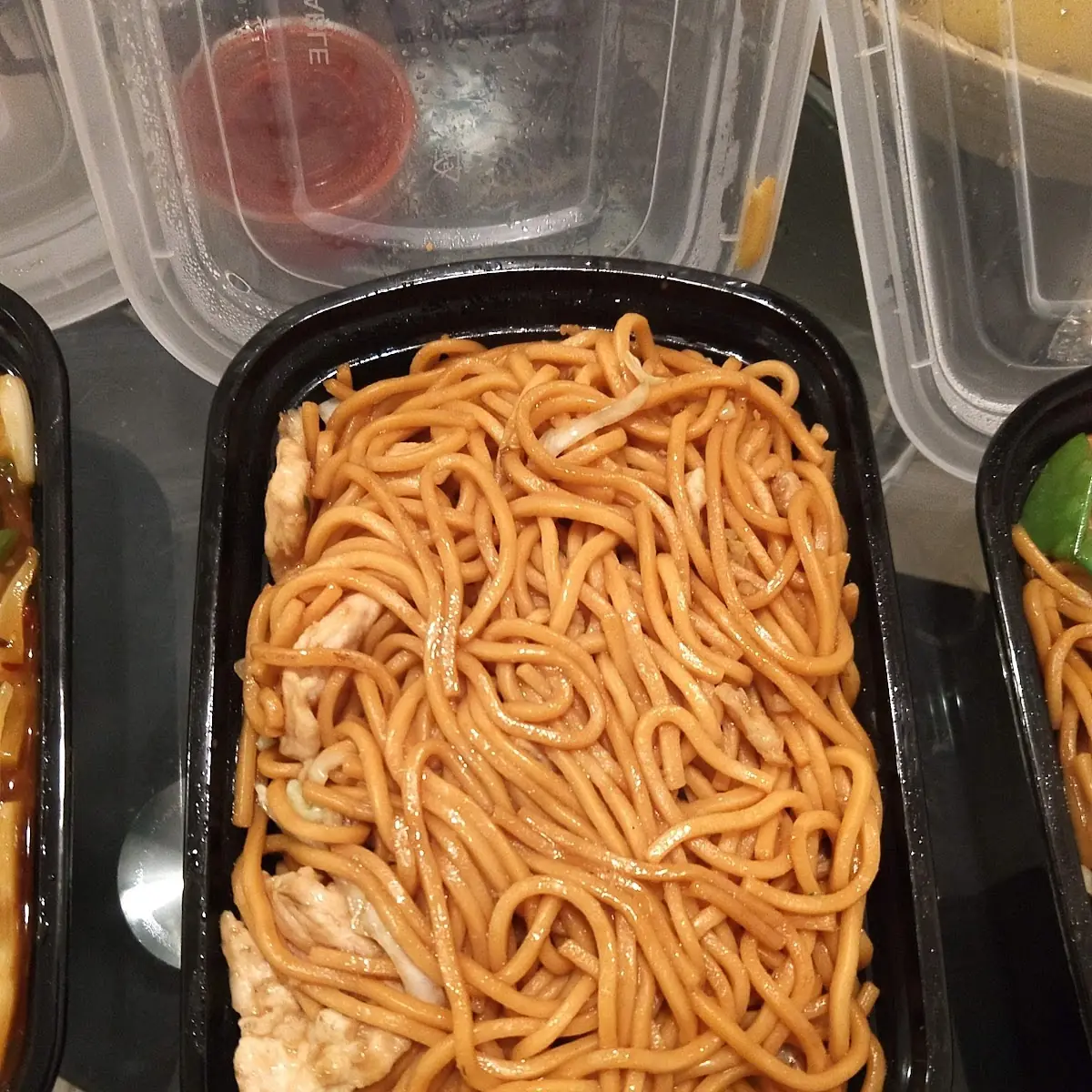 64 Tray Chicken Noodle