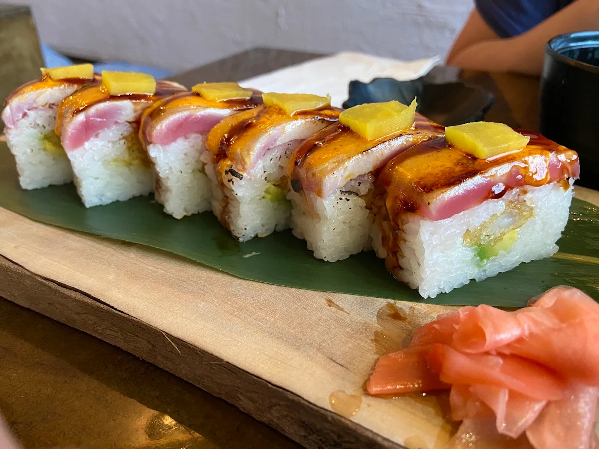 Spicy Tuna Oshi, Shen Sushi