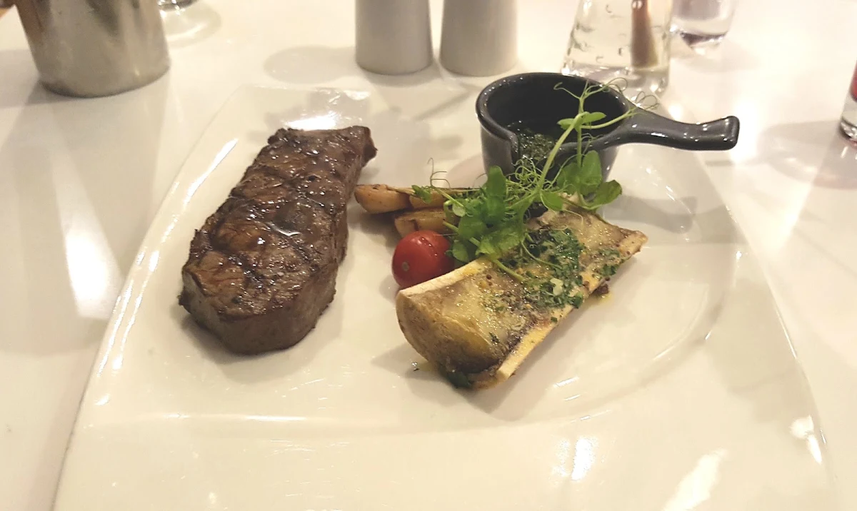 Bone Marrow with Garlic, Thomas St. Kitchen & Bar