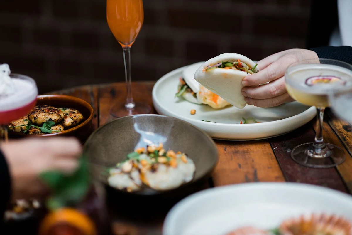 Highlights, Thomas St. Kitchen & Bar