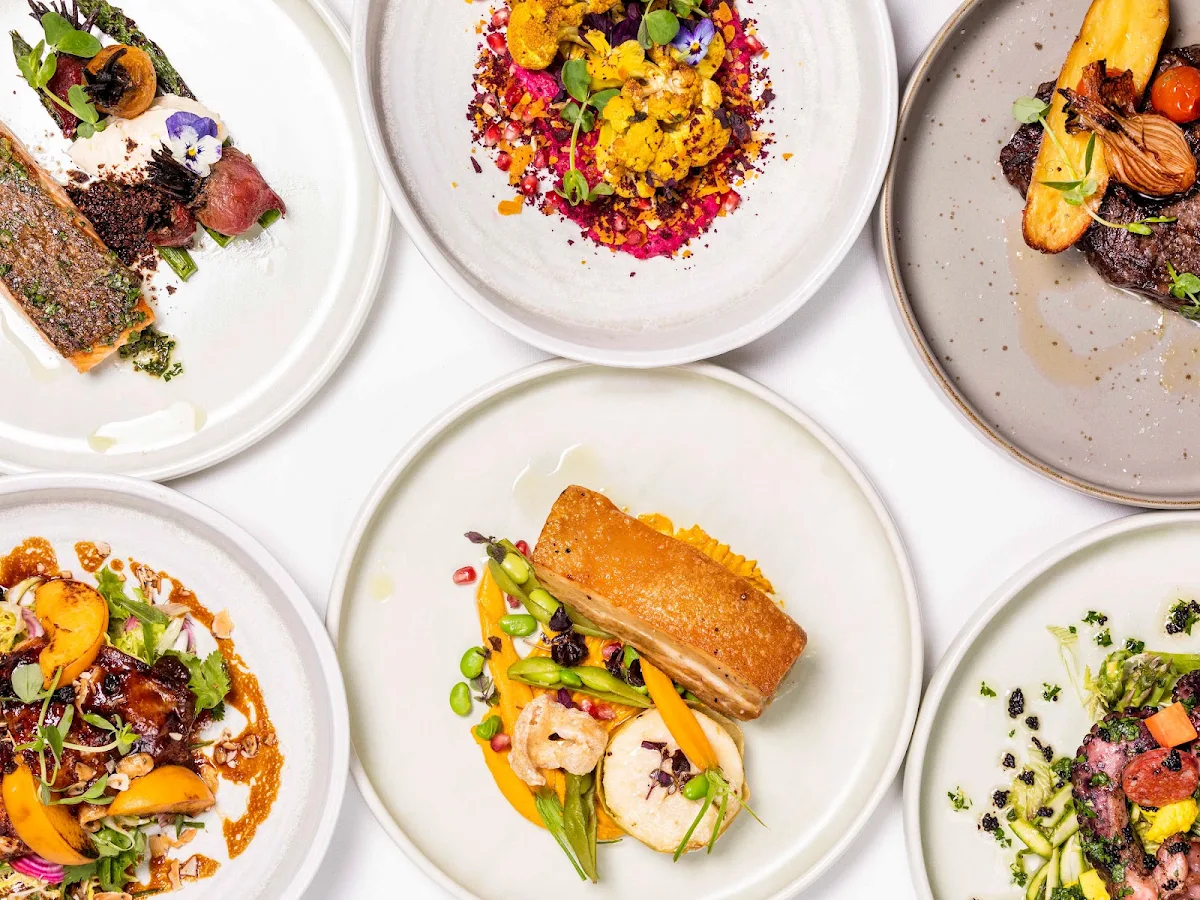 Highlights, Thomas St. Kitchen & Bar