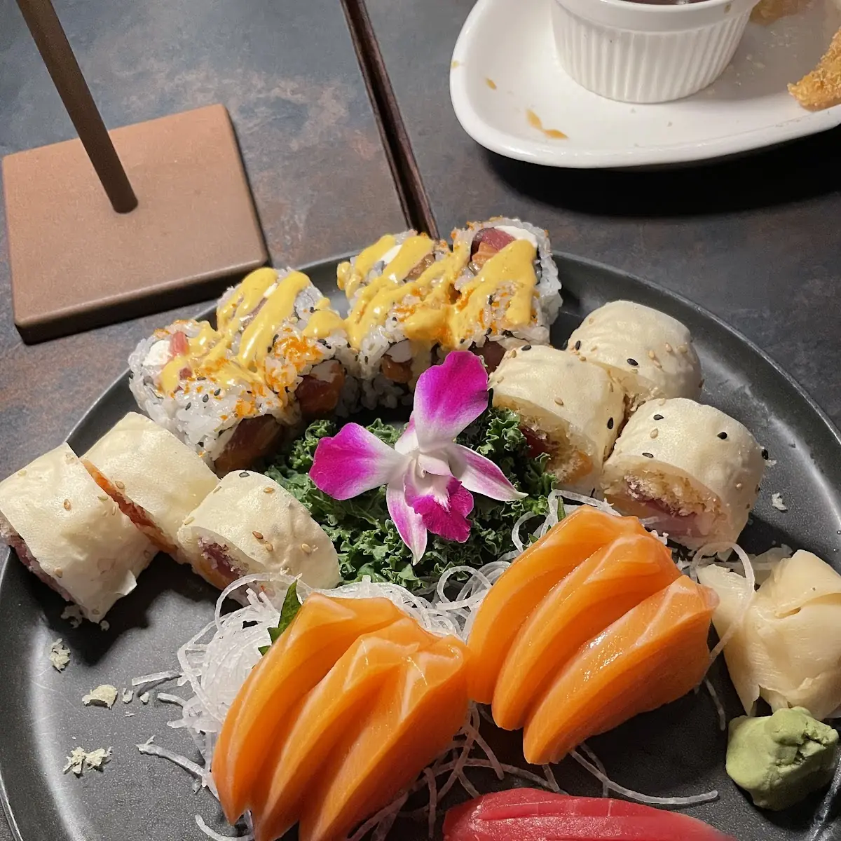 Sushi &Sashimi