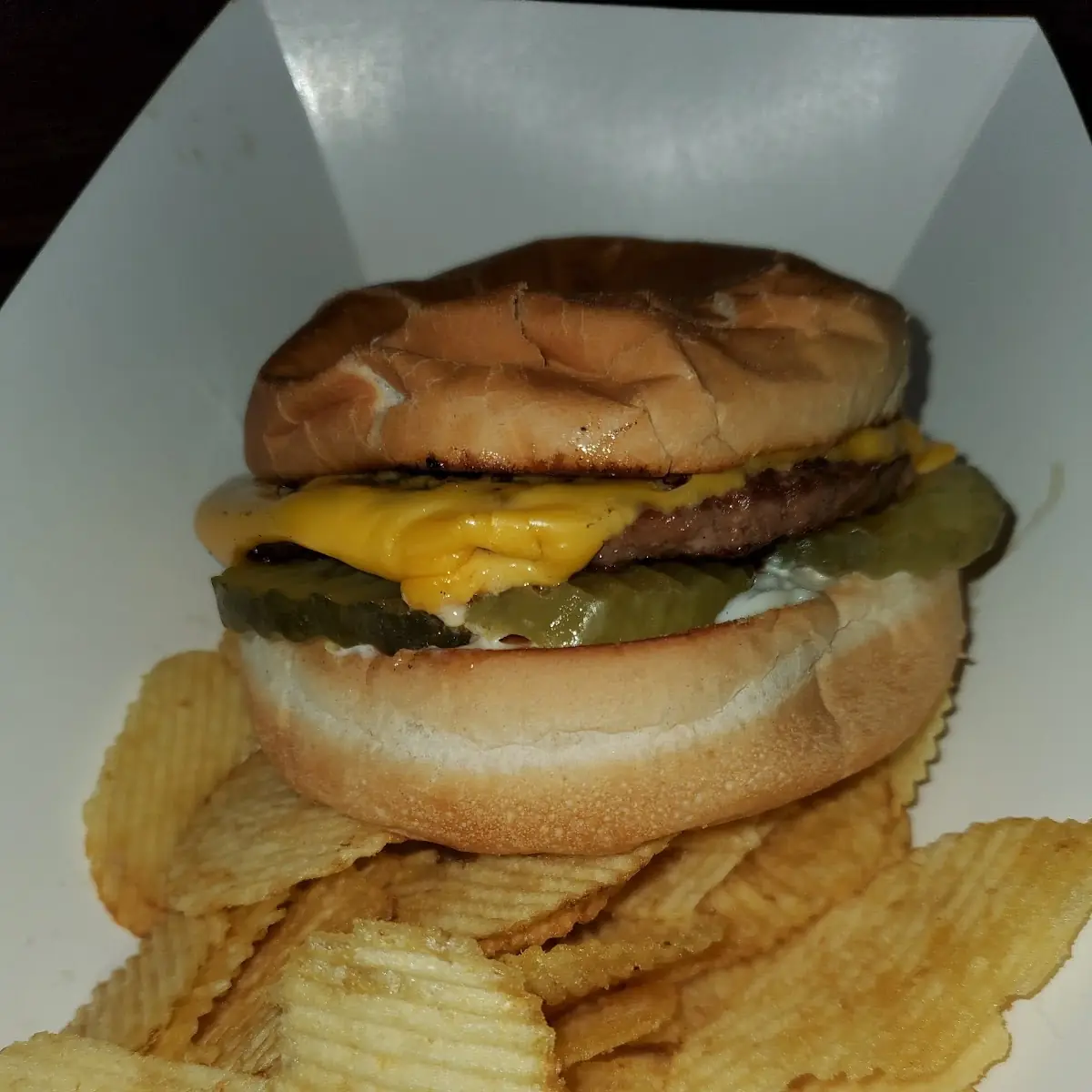 Kids Cheeseburger