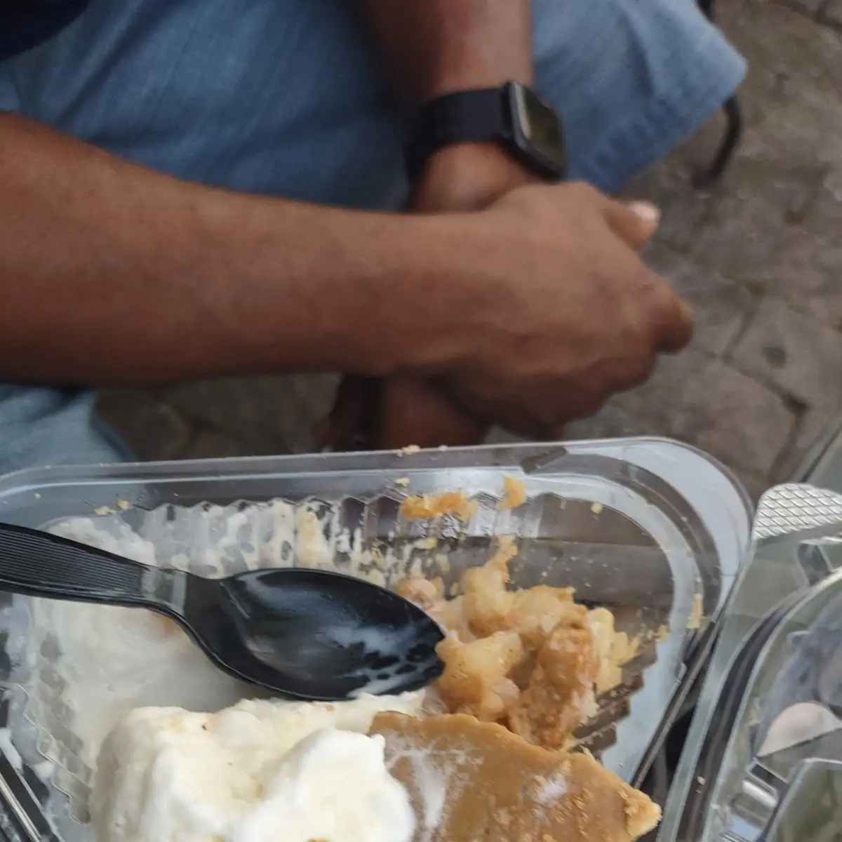 Dutch Apple Pie w Vanilla Ice Cream