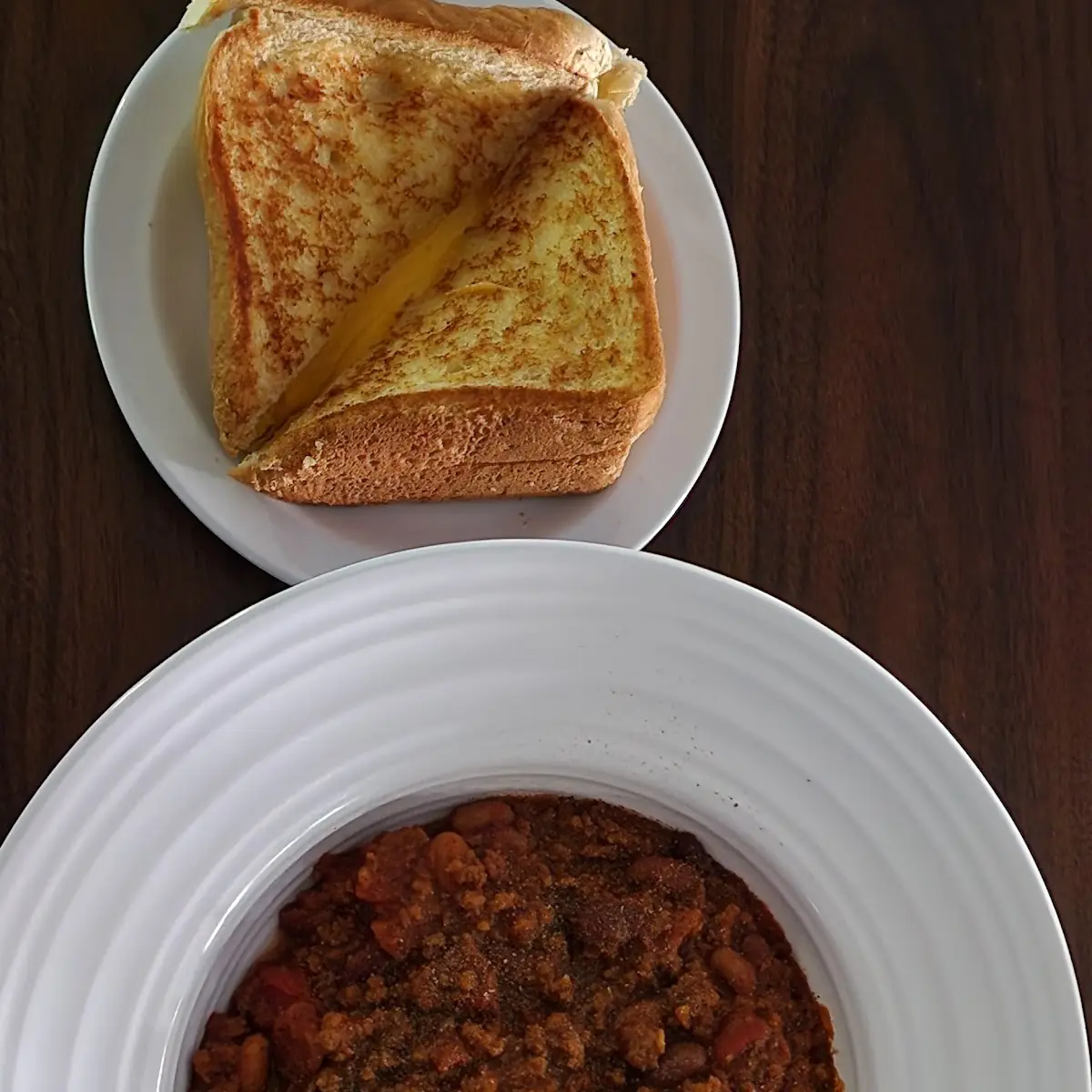 Grilled Cheese & Chilli