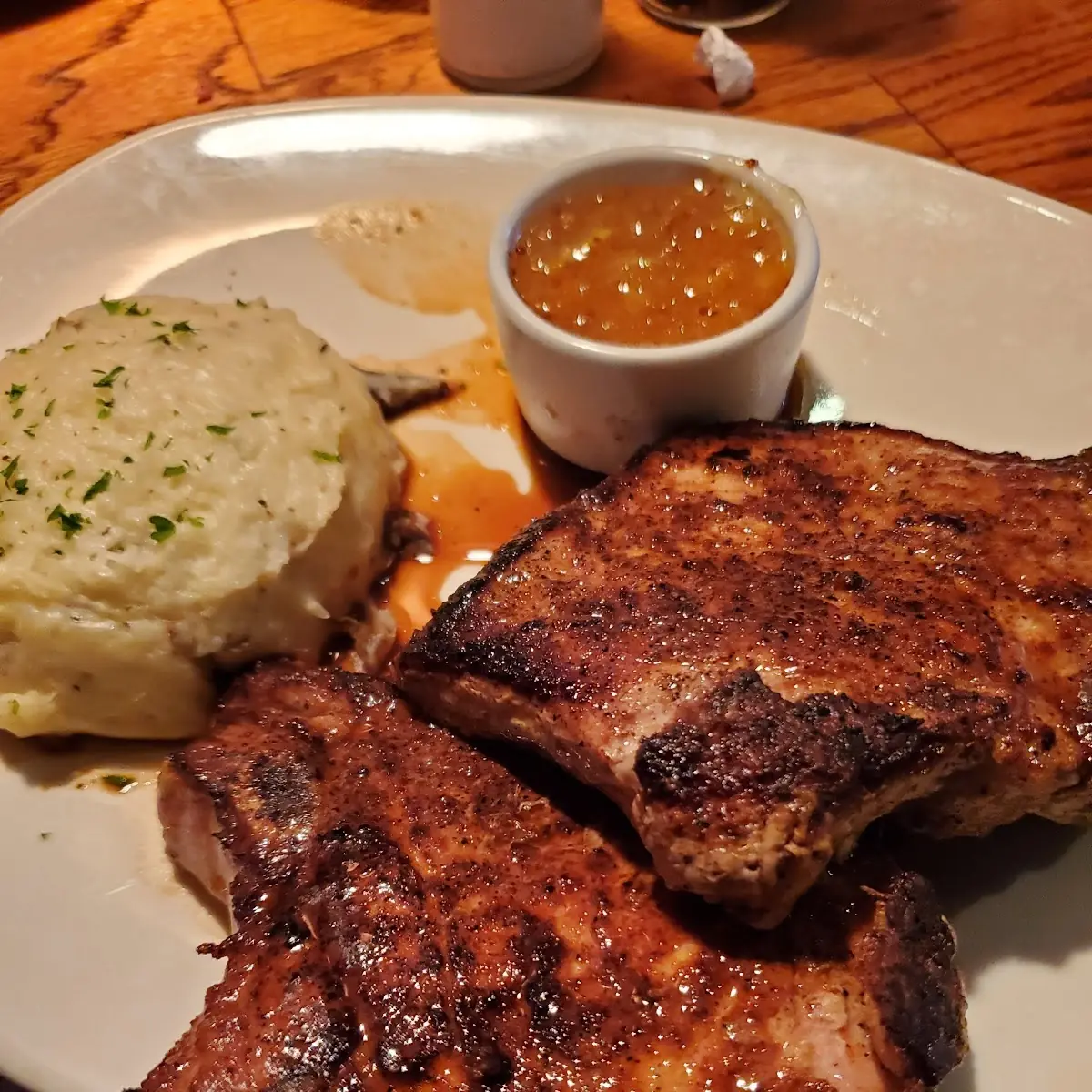 Pork Chops with Mashed Potatoes