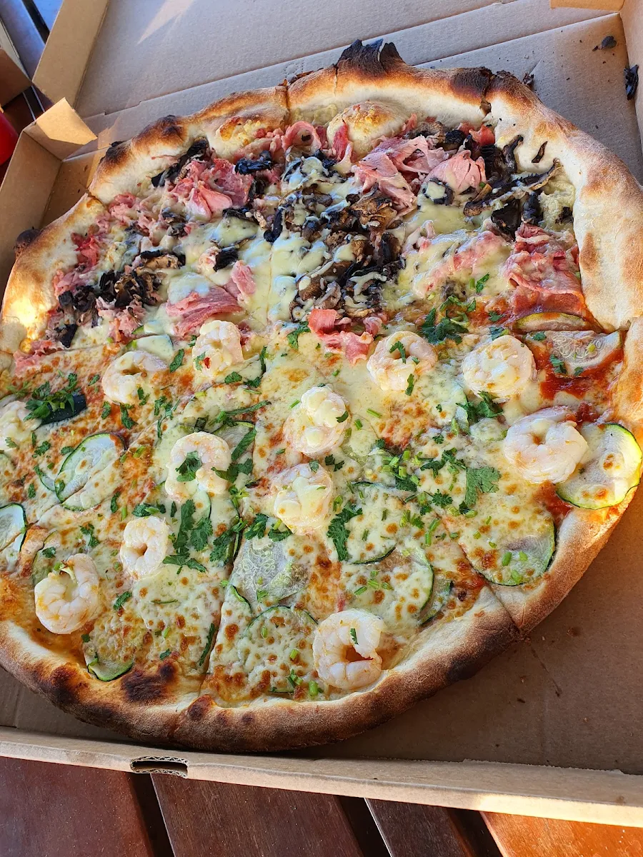 Game of Prawns and Prosciutto Funghi, Burleigh Pizza