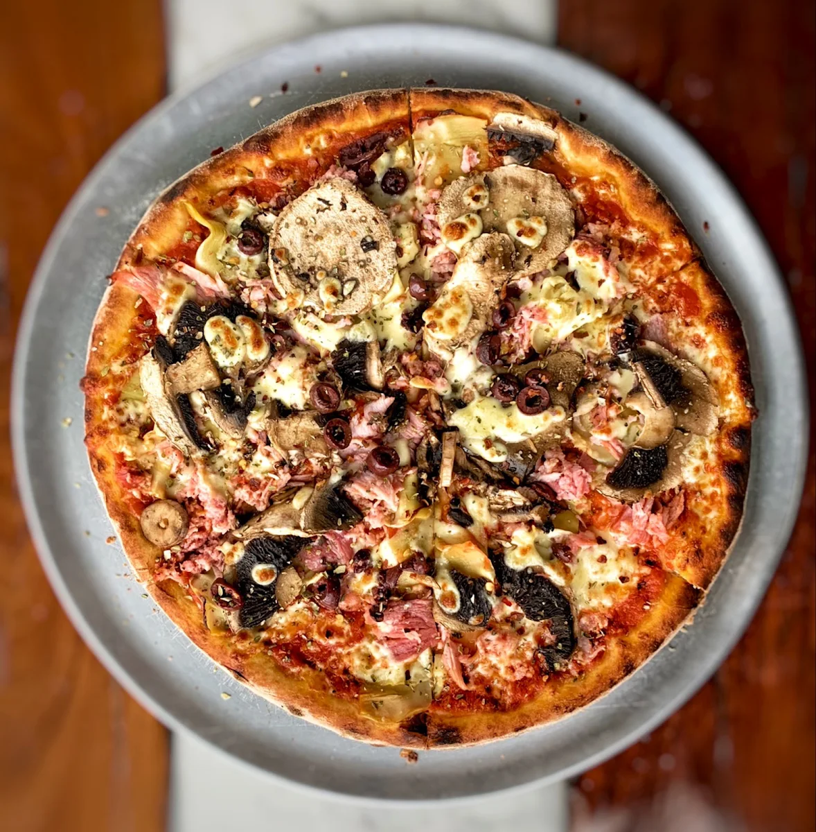 Highlights, Burleigh Pizza