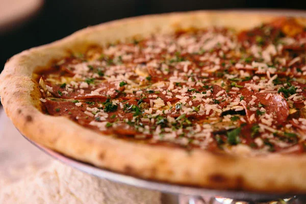 Highlights, Burleigh Pizza