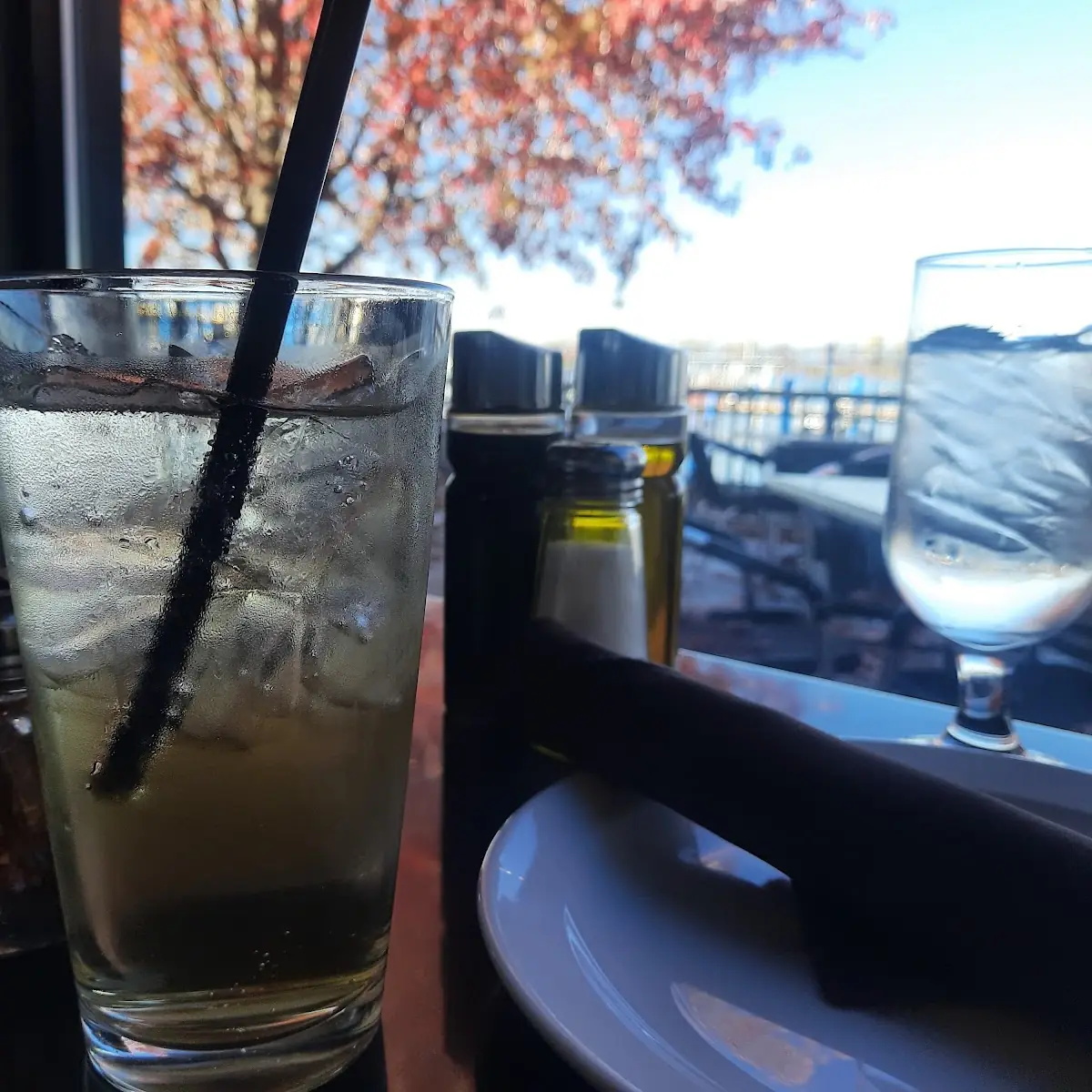 Ginger Ale, Armando's Pizza - Riverside Dr E